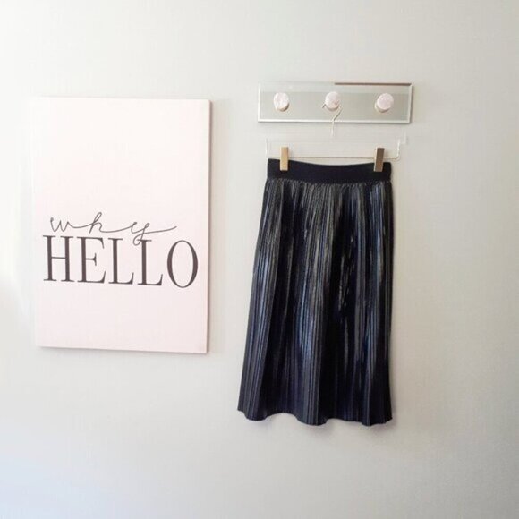 NWOT Zara black faux leather patent pleated A-line midi skirt, S - Picture 9 of 12